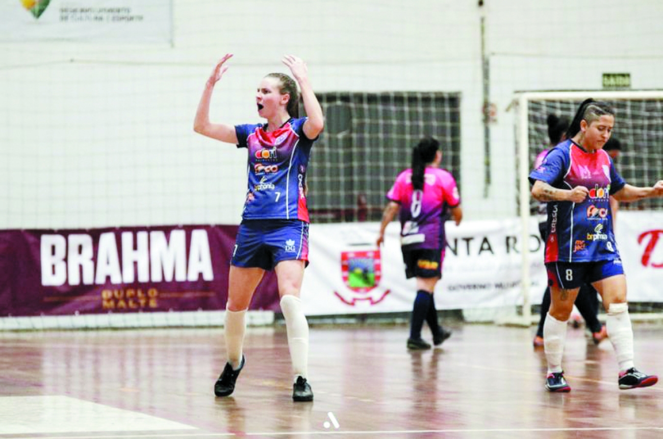 Cauane Dilli, a melhor atleta do Futsal Série Ouro em 2023